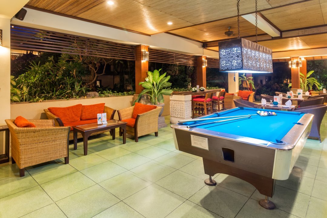 Risata-Bali-Jepun-Bar-1 (1)